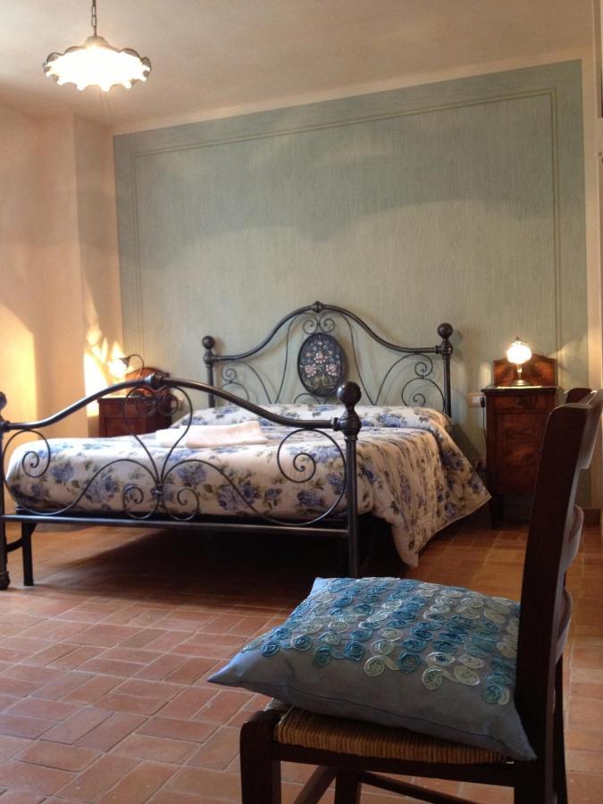 ノルチャ イル カザーレ サンマルティーノ Bed & Breakfast 部屋 写真